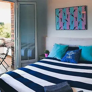Surf House Loredo